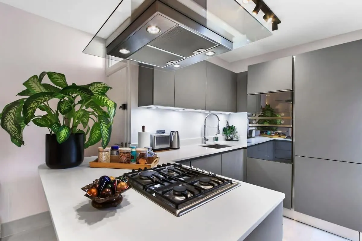 Modern City Apartment London
